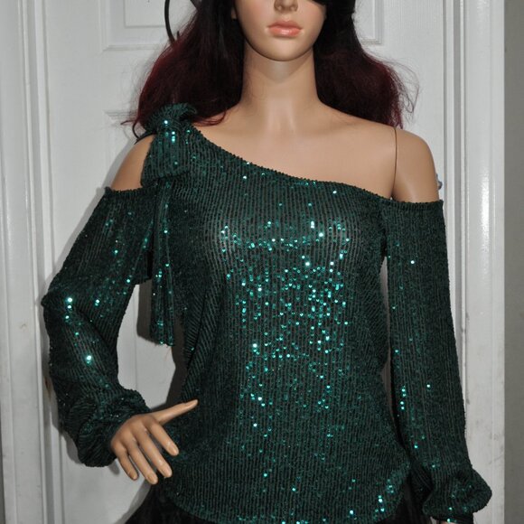 CeCe Women's Sequin Party Sparkly Glitter Long Sleeve Off Shoulder Top S,M,L. - Picture 2 of 7